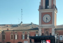 Sassuolo. Piazza gremita e lunghe code per Matteo Lancini e Michela Marzano. Stessa cosa a Modena e Carpi