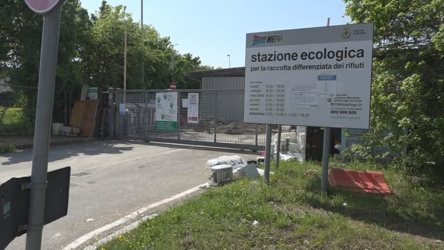 Furti nelle isole ecologiche, denunciati due uomini sorpresi a prelevare metalli